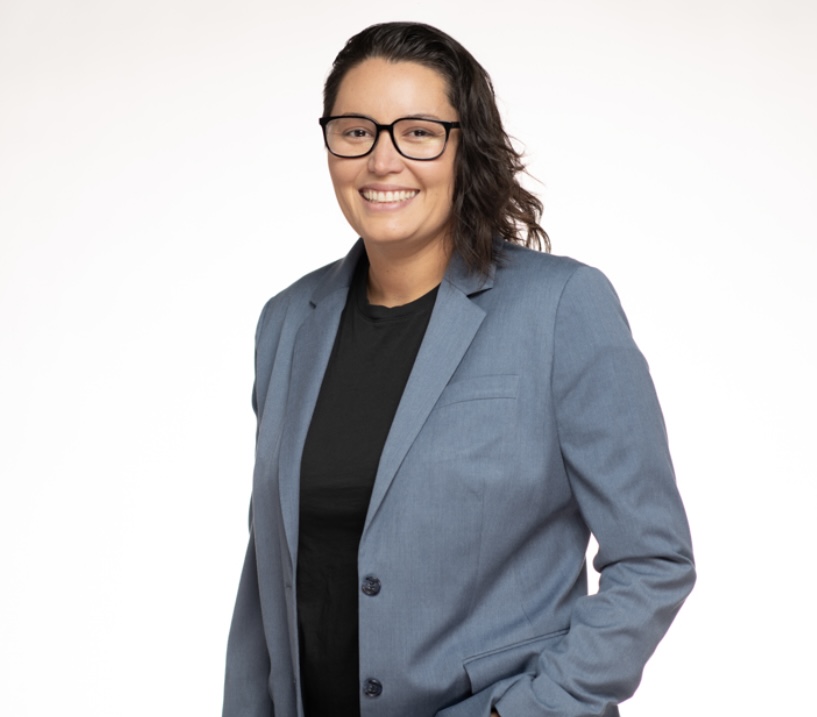 Headshot of Reina Cruz