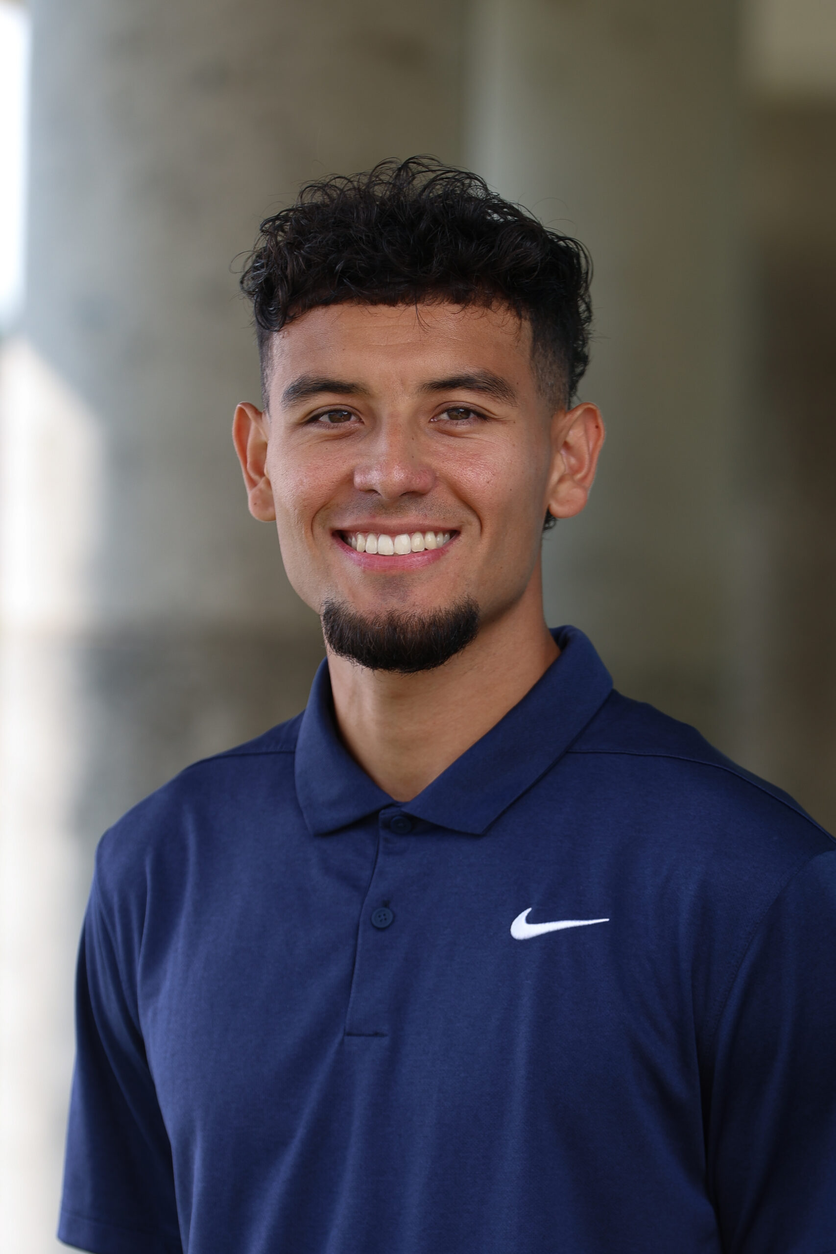 Santos Maguina headshot
